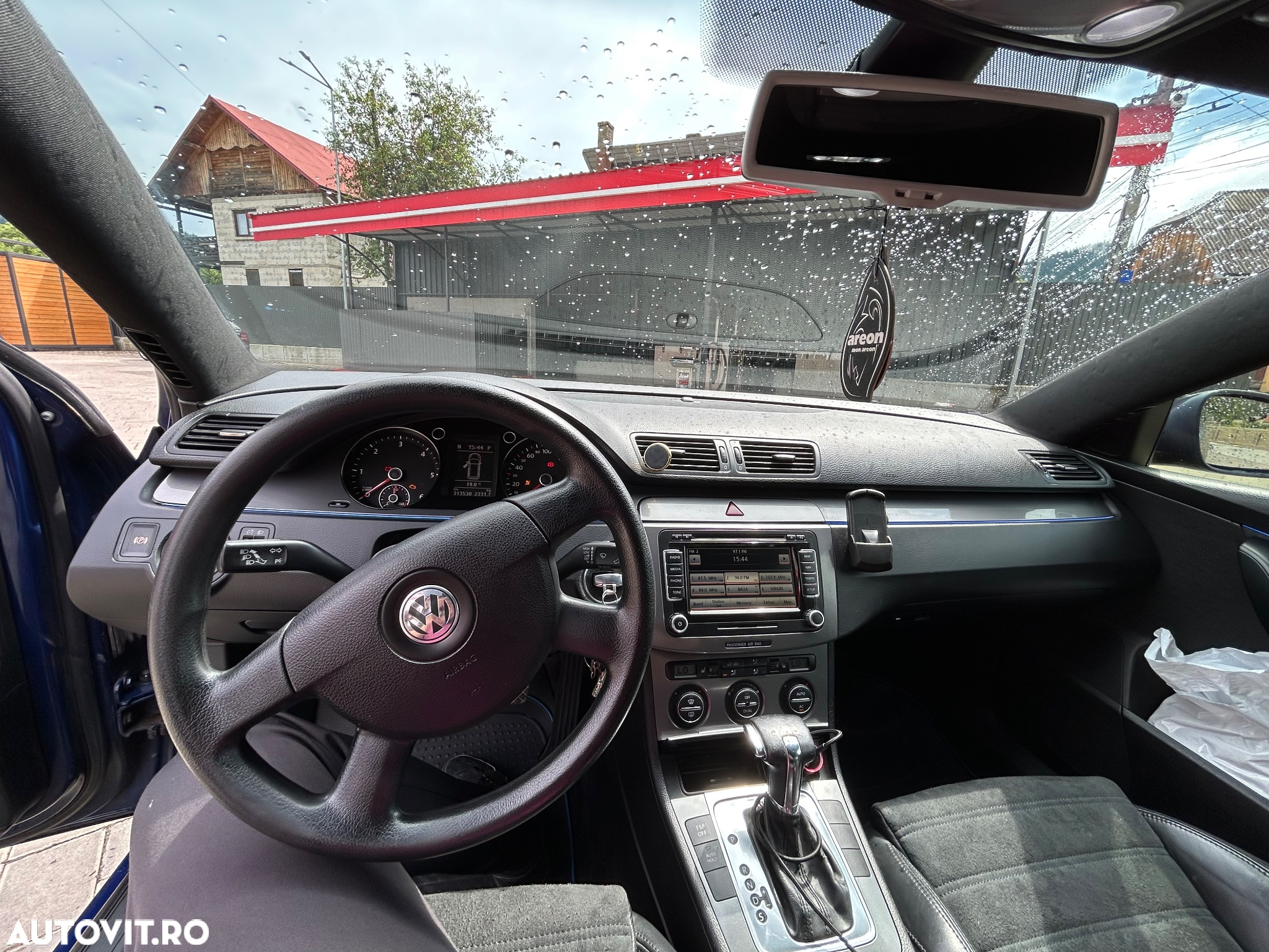 Volkswagen Passat Variant 2.0 TDI Comfortline Aut - 5