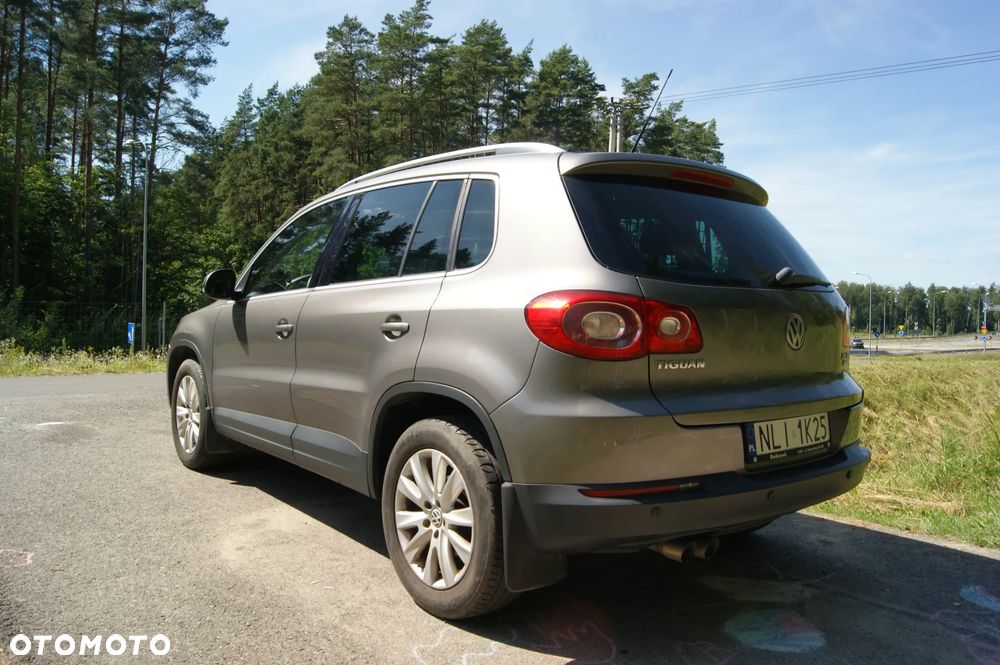 Volkswagen Tiguan - 6