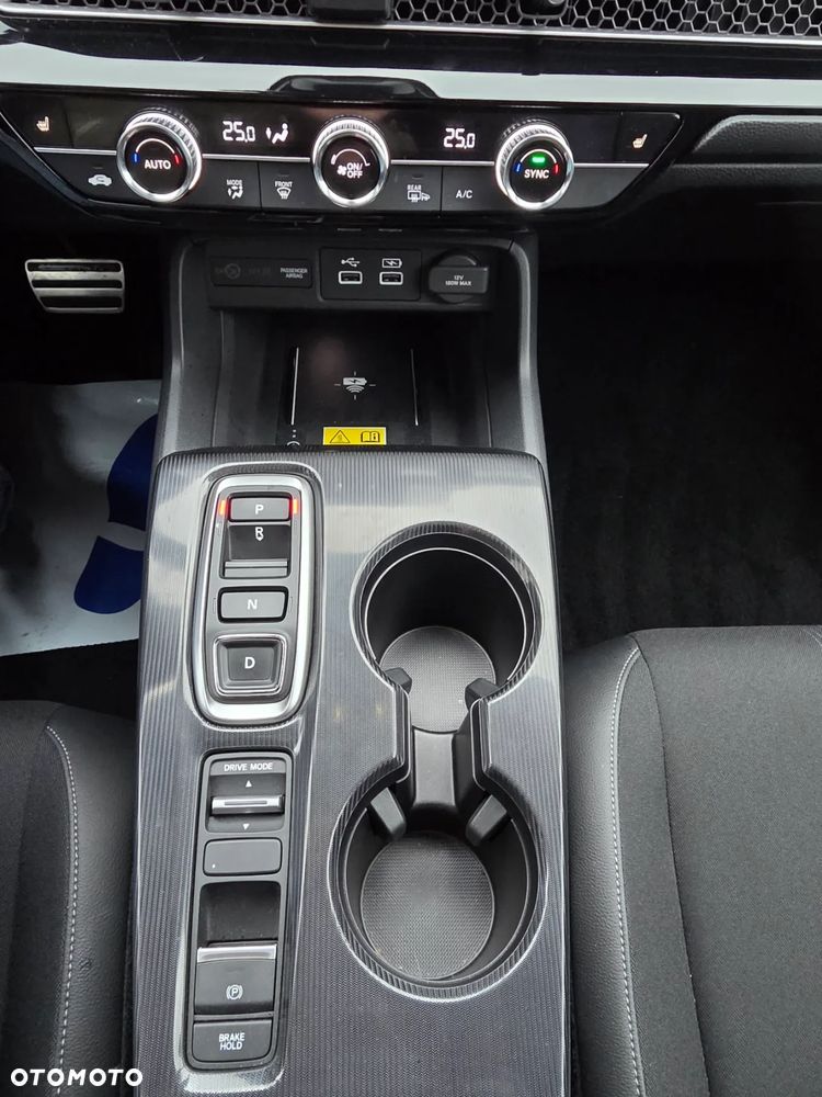 Honda Civic 2.0 i-MMD eHEV Sport CVT - 20