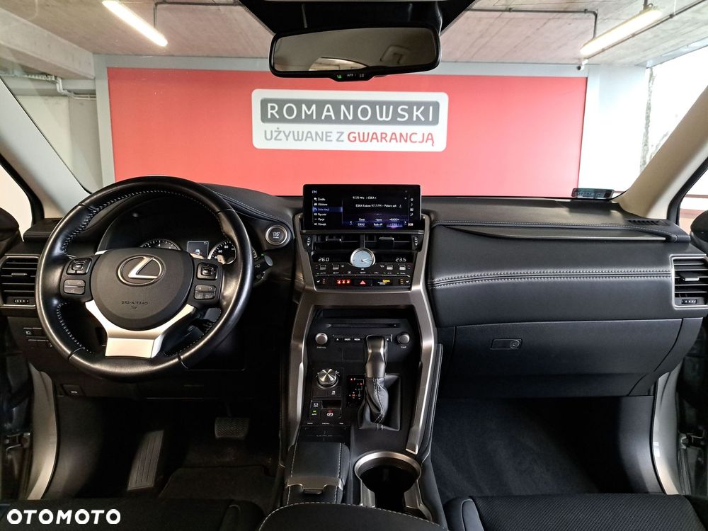 Lexus NX 300 Prestige AWD - 18