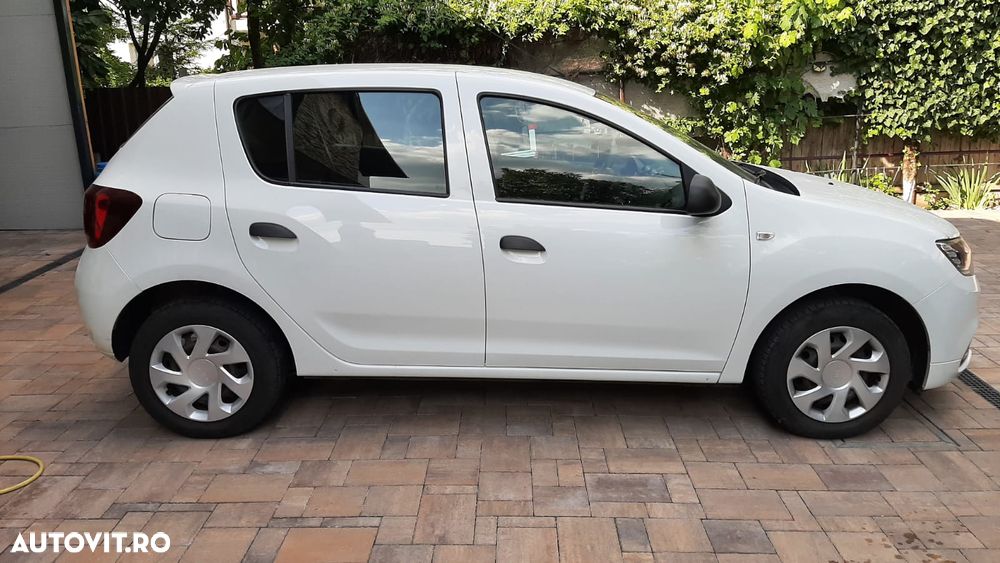 Dacia Sandero - 3