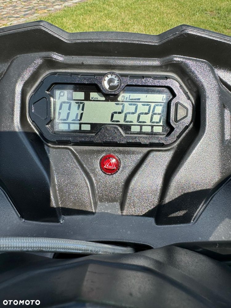 Can-Am Outlander - 5