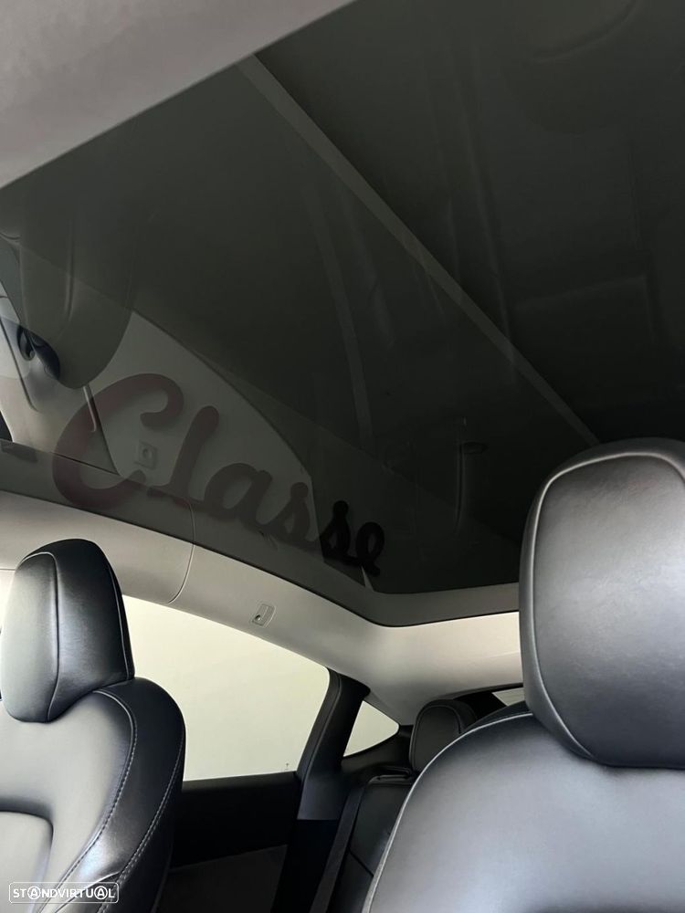 Tesla Model Y Long Range Dual Motor AWD - 15