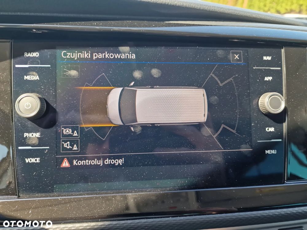 Volkswagen Caravelle - 29