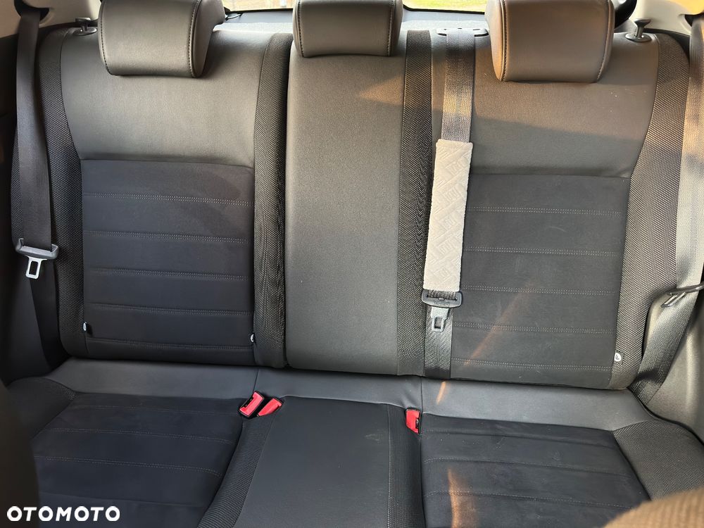 Nissan Juke 1.6 N-Connecta Xtronic - 13