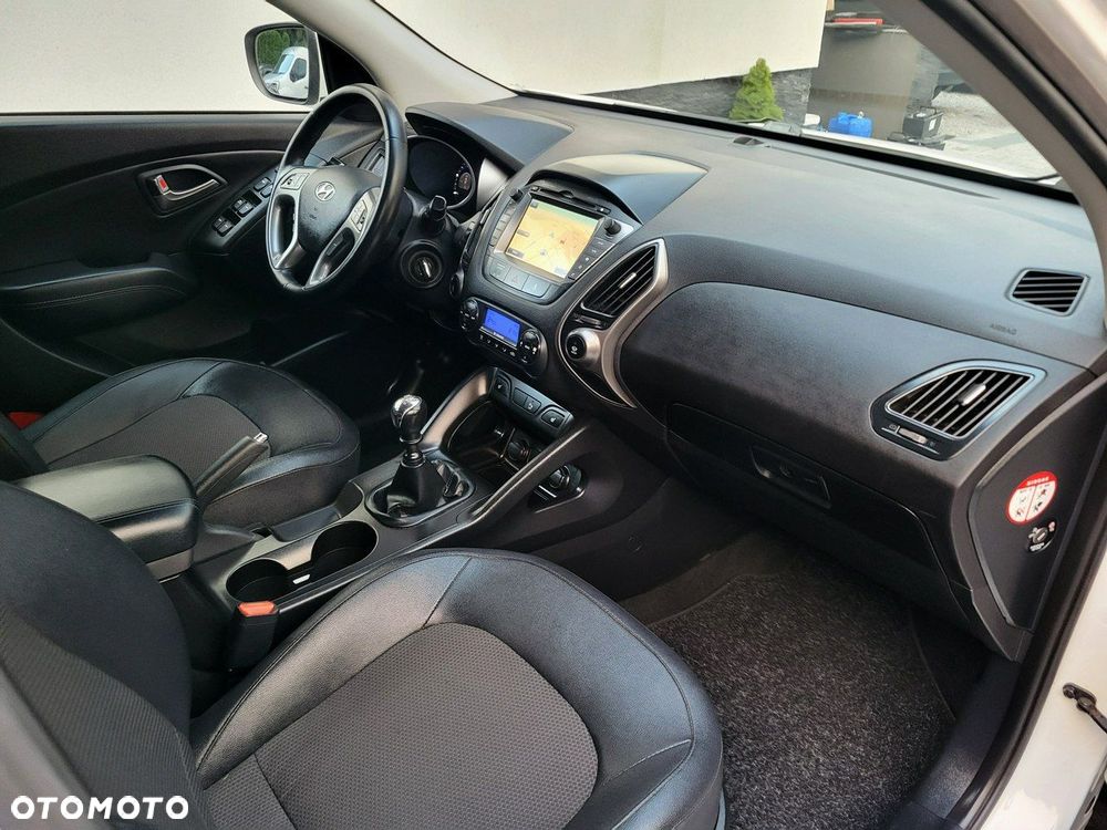 Hyundai ix35 - 11