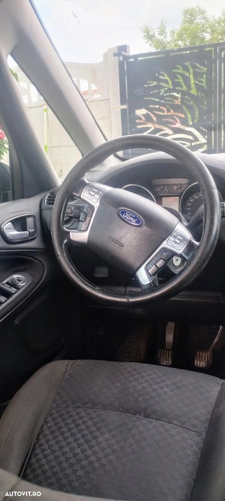 Ford Galaxy 2.0 TDCi DPF Ghia - 5