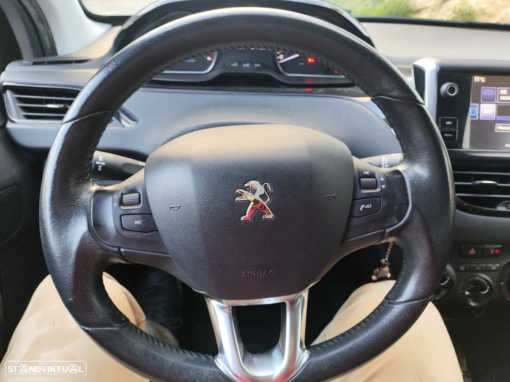 Peugeot 208 1.4 HDi Active - 22