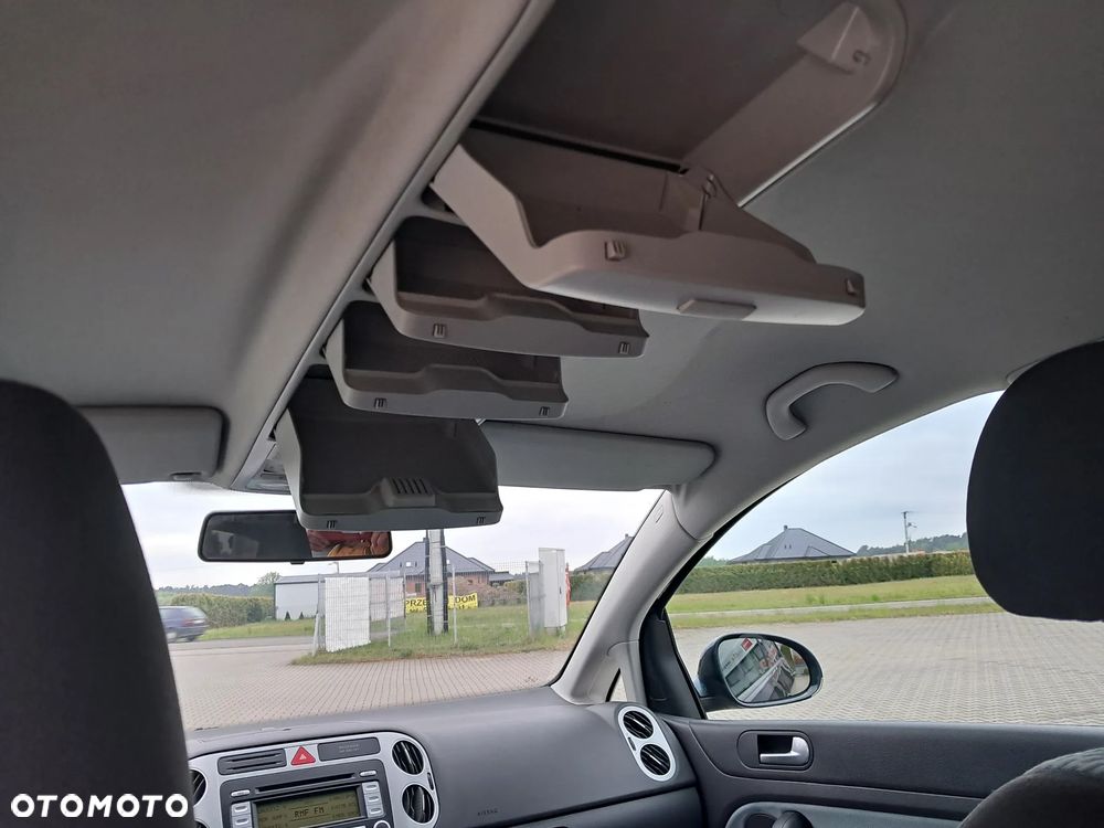 Volkswagen Golf Plus 1.6 CrossGolf - 25