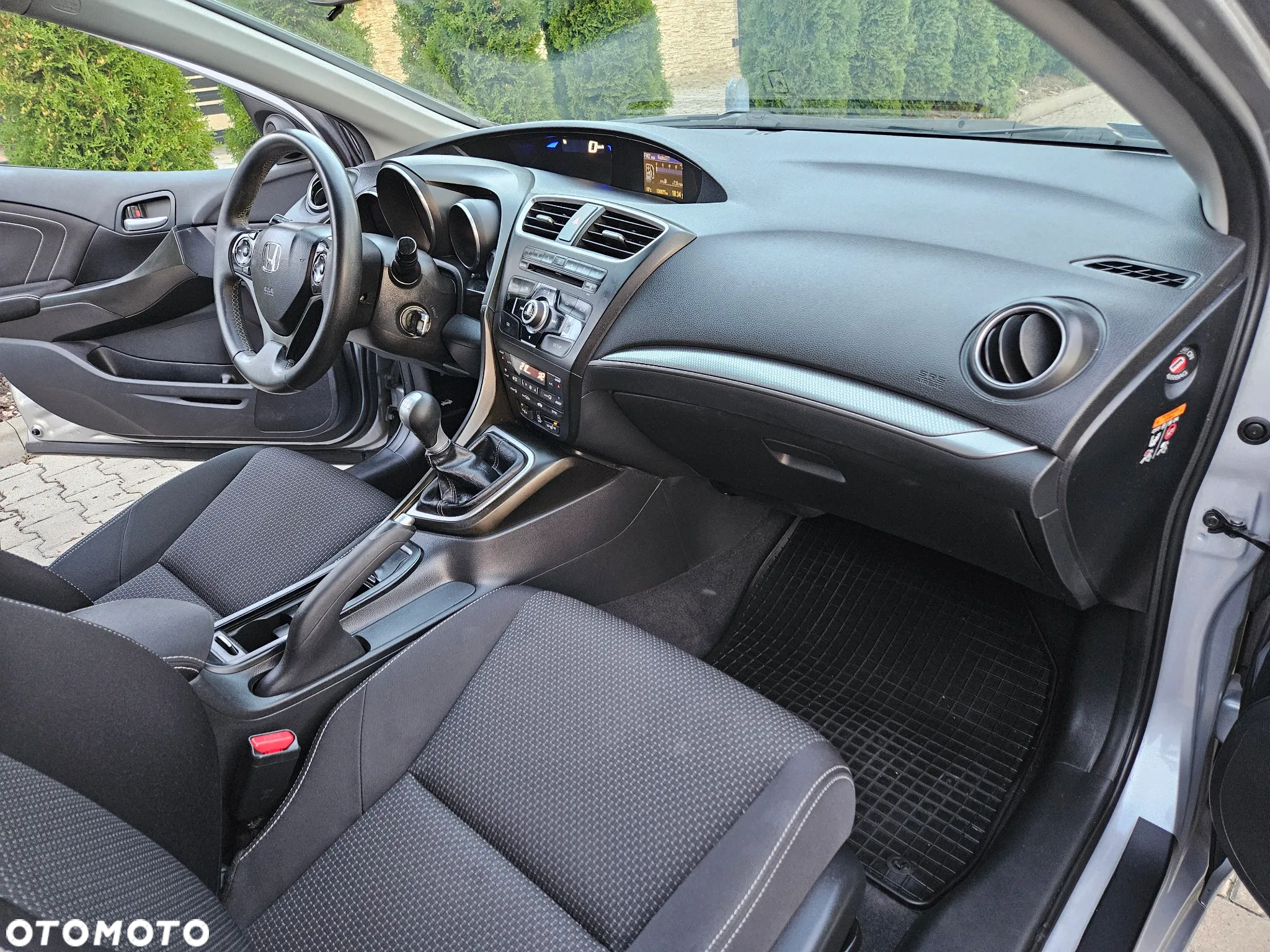 Honda Civic 1.8 Elegance - 18