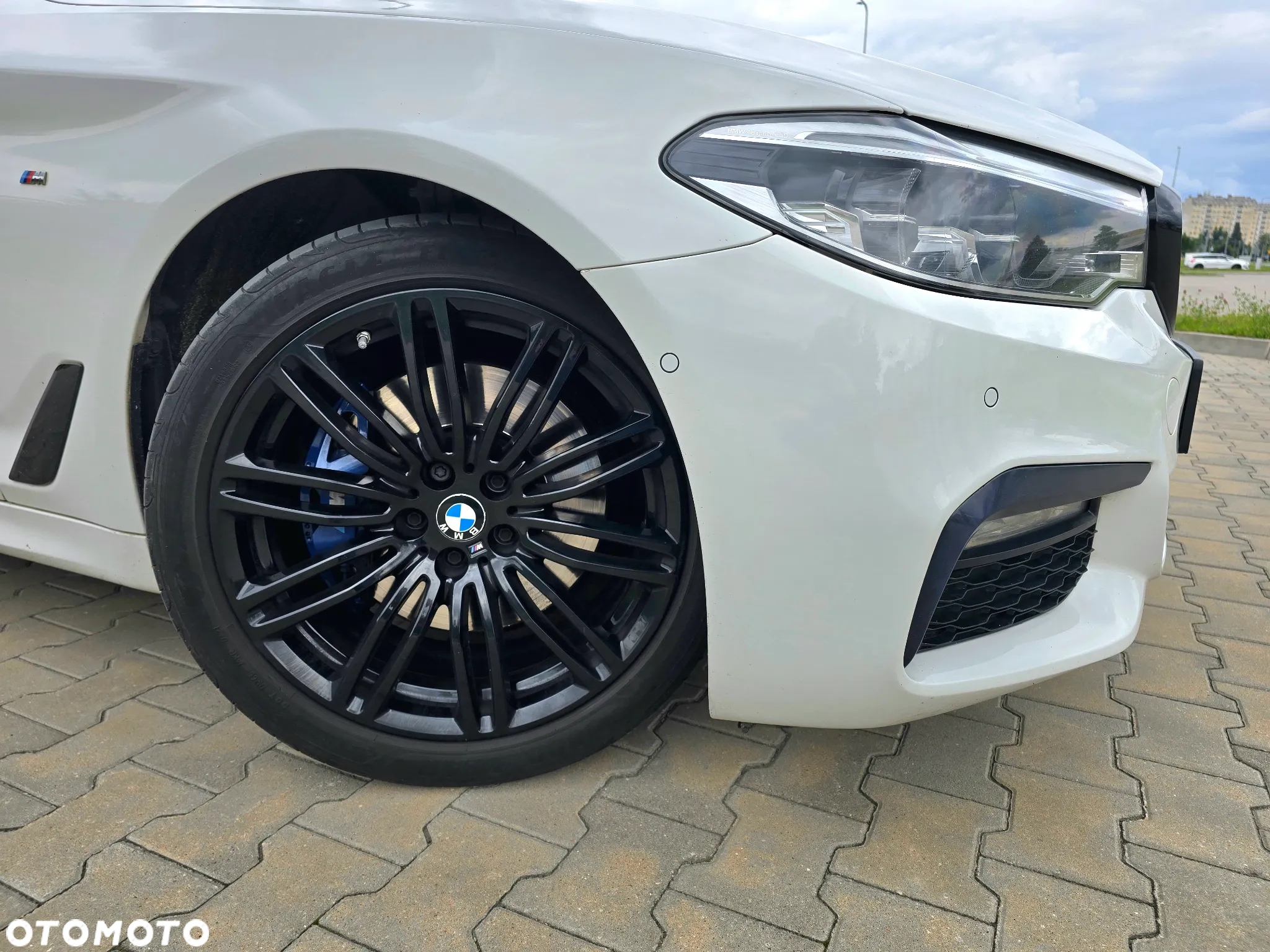 BMW Seria 5 530i xDrive Touring - 3