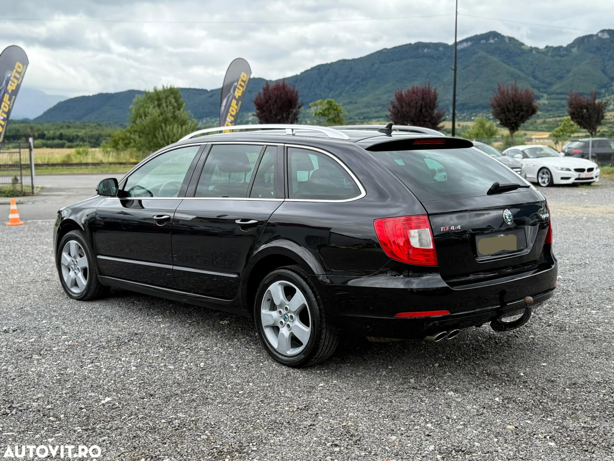 Skoda Superb 2.0 TDI 4X4 Ambition - 4