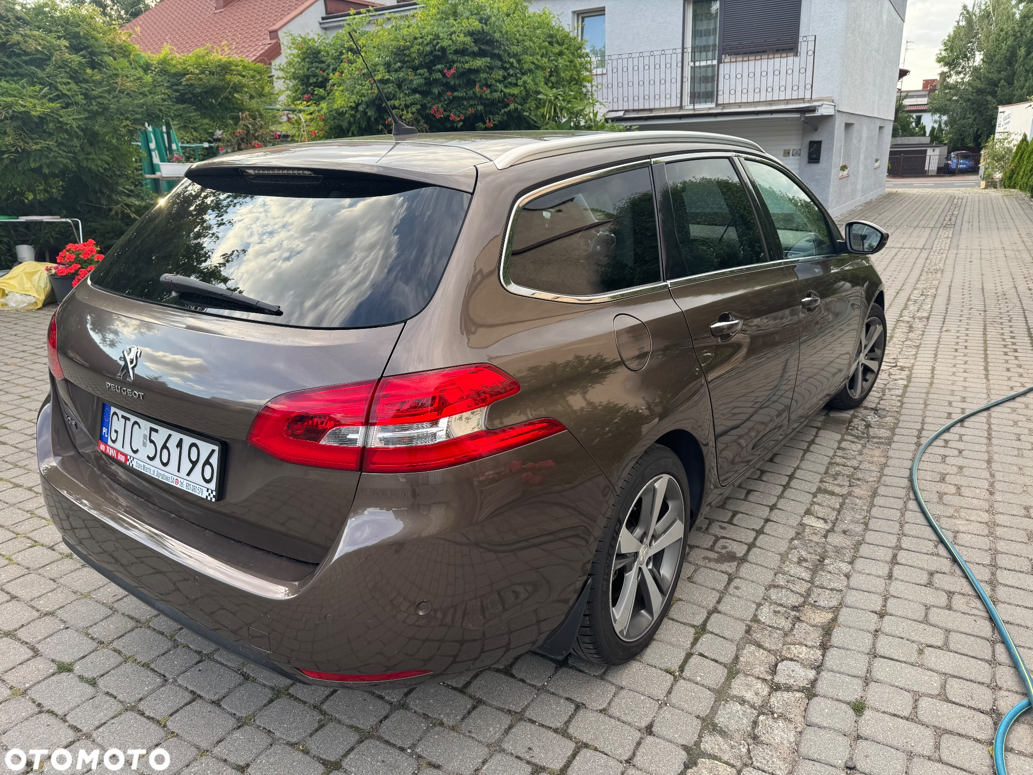 Peugeot 308 SW PureTech 130 GPF EAT8 Stop & Start Allure Business-Paket - 10