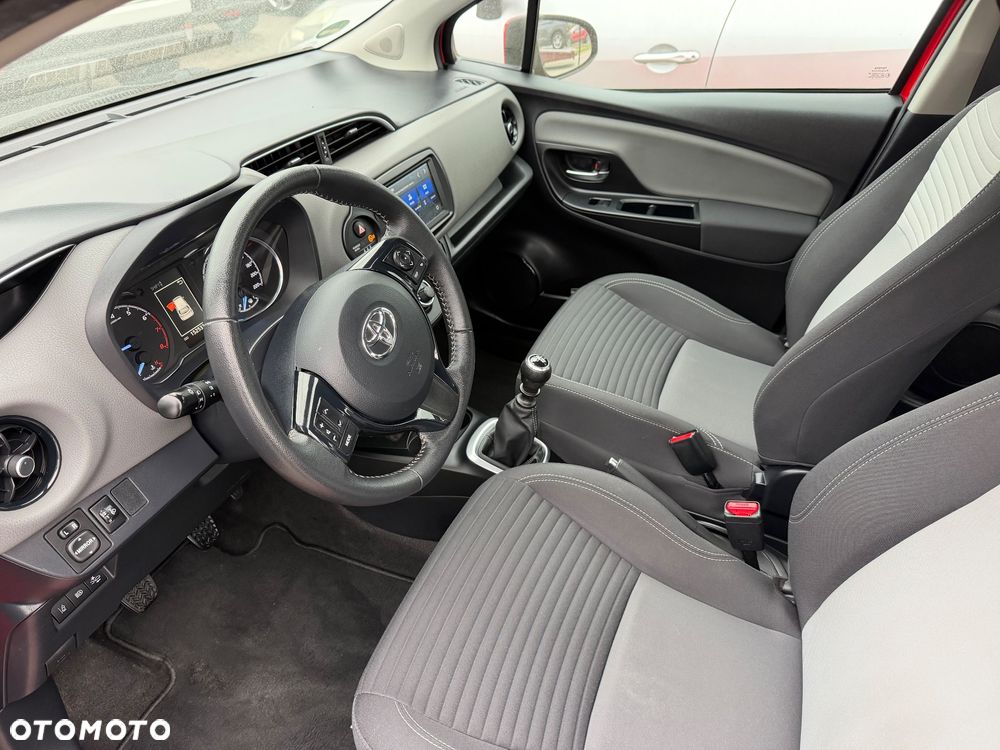 Toyota Yaris 1.5 Active - 9