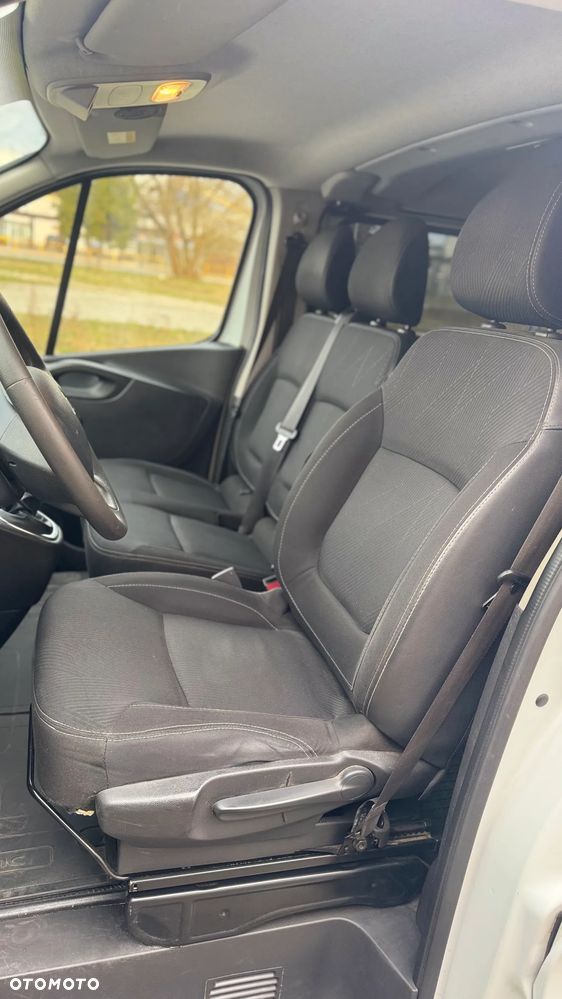 Renault Trafic - 10