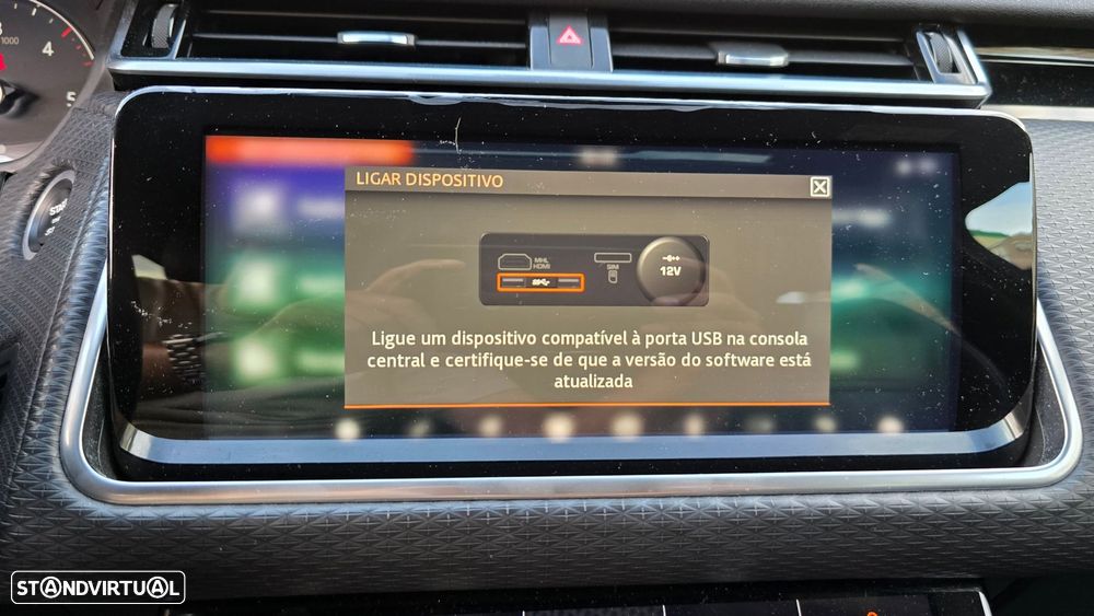 Land Rover Range Rover Velar 2.0 D R-Dynamic - 31
