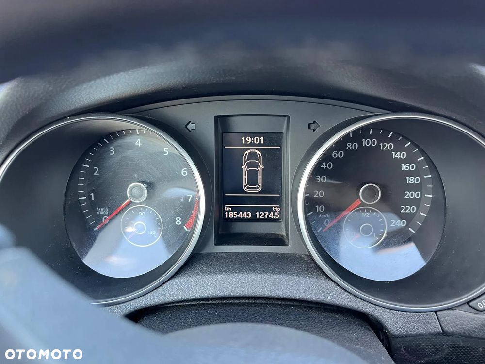 Volkswagen Golf - 9
