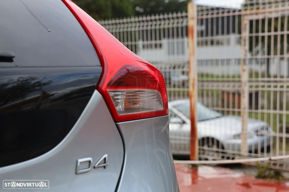 Volvo V40 D4 RDesign - 38