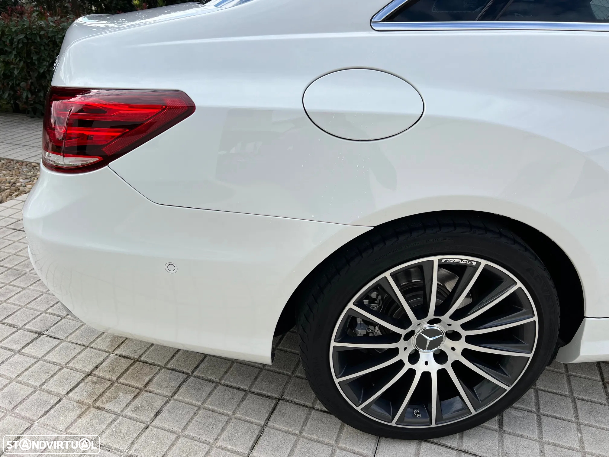 Mercedes-Benz E 250 BlueTEC Auto - 19