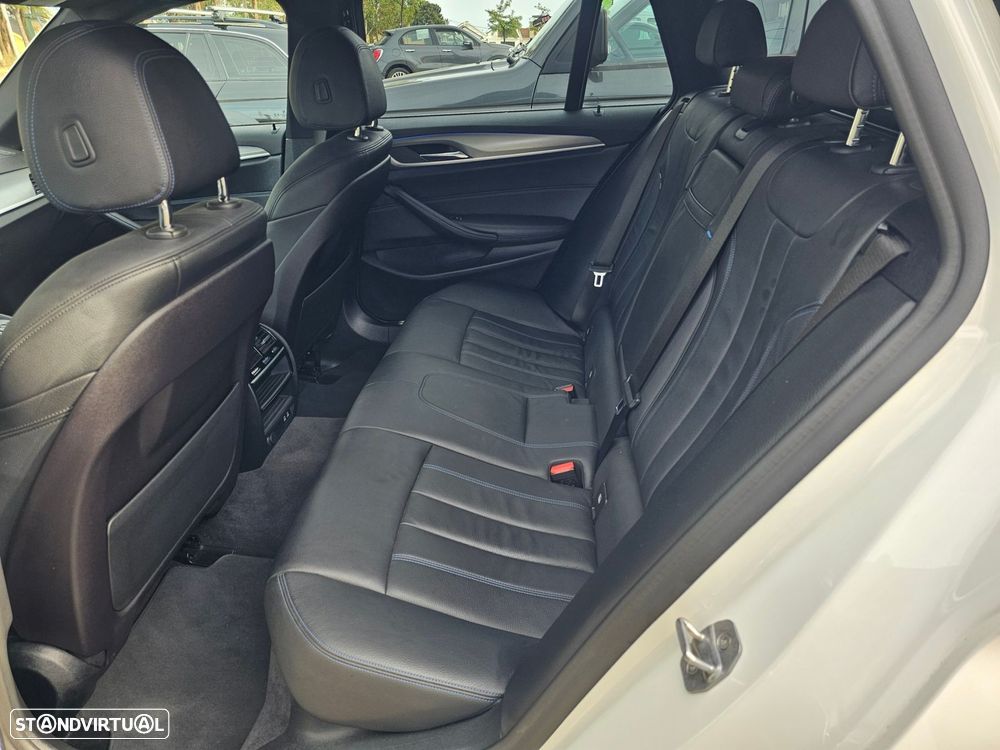 BMW 520 d Pack M Auto - 11