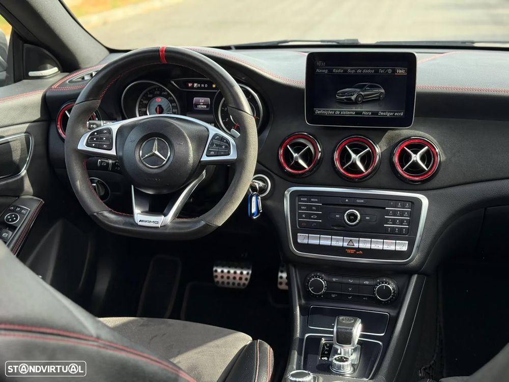 Mercedes-Benz CLA 45 AMG 4Matic Shooting Brake 7G-DCT - 27