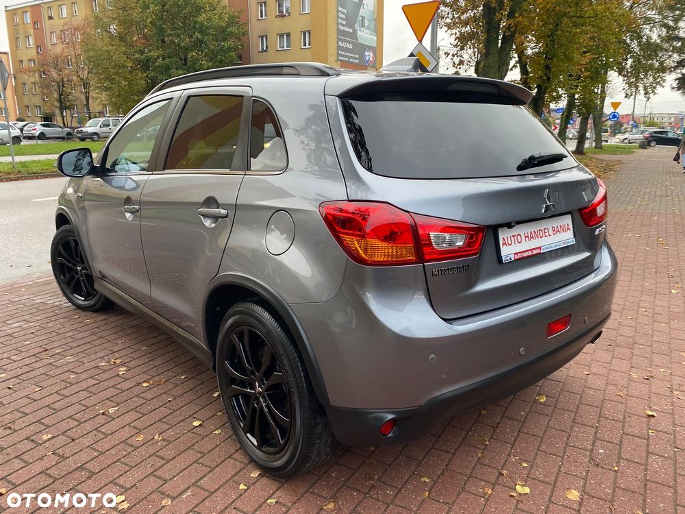Mitsubishi ASX 1.6 Intense Plus Navi Blue Edition - 28