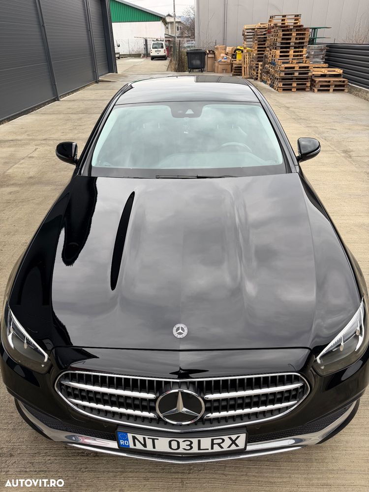 Mercedes-Benz E - 14