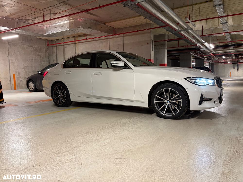 BMW Seria 3 320d xDrive AT MHEV - 2
