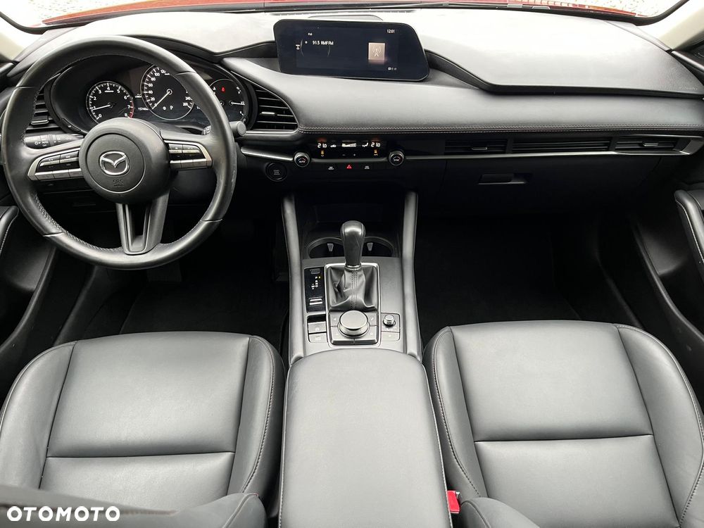 Mazda 3 - 8