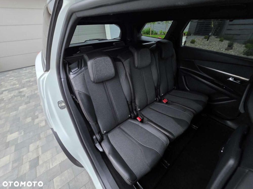 Peugeot 5008 - 25