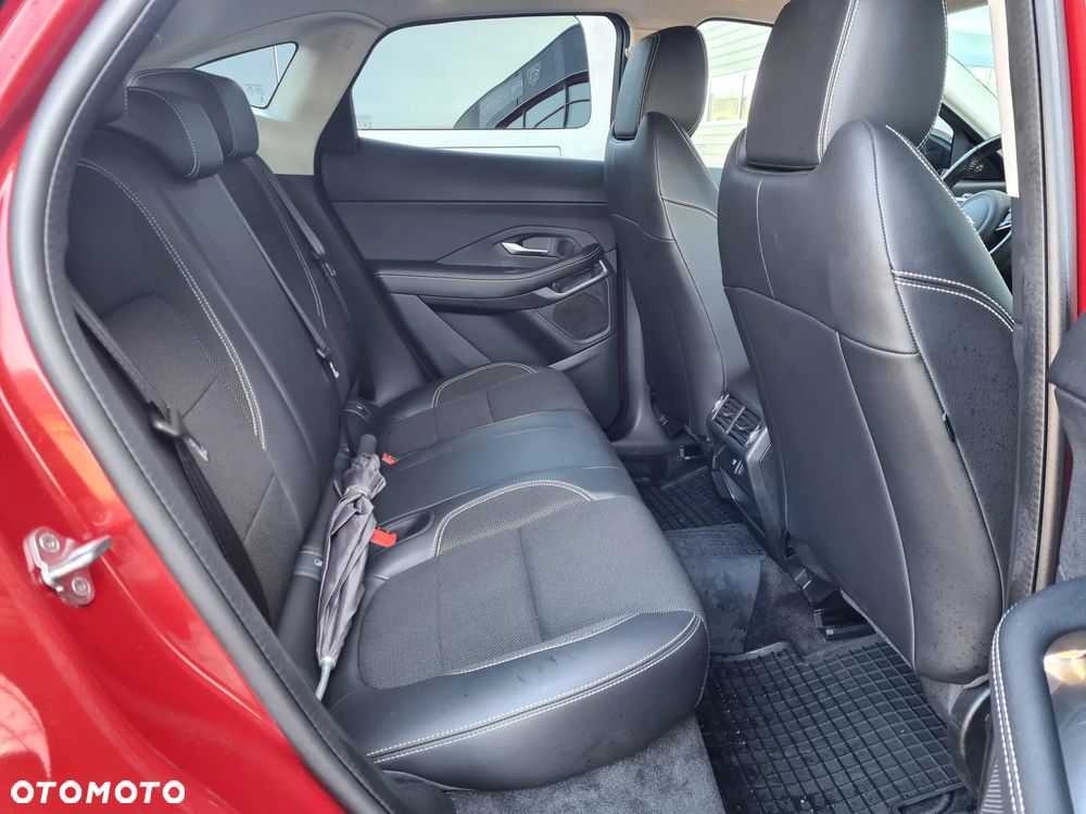 Jaguar E-Pace D150 R-Dynamic - 11