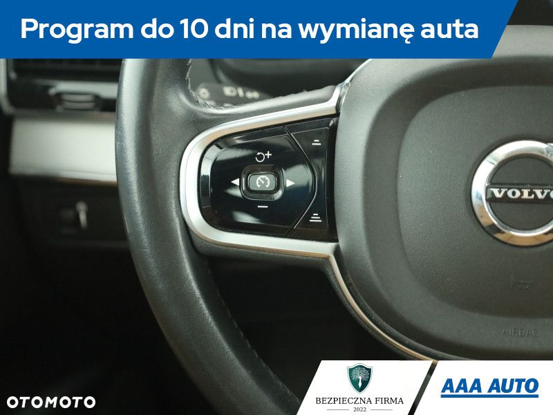 Volvo XC 90 - 19