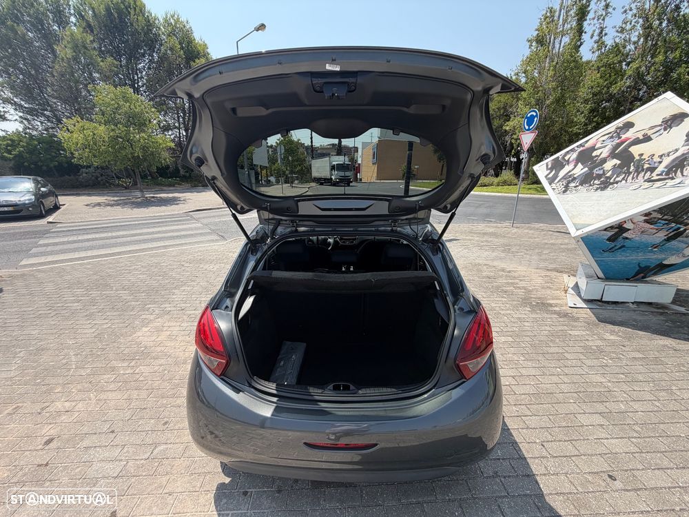 Peugeot 208 1.2 PureTech Active - 33