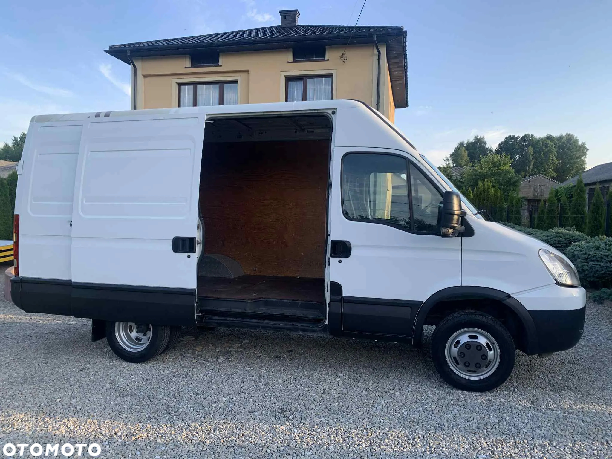 Iveco Daily 35C15 L3H3 - 13