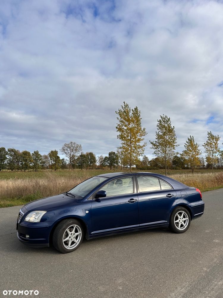 Toyota Avensis 1.8 VVT-i Luna - 15