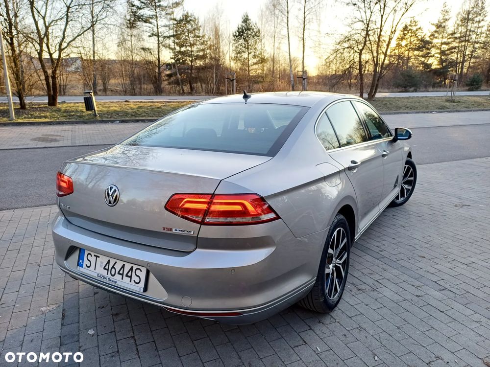 Volkswagen Passat 1.8 TSI BMT Comfortline - 10