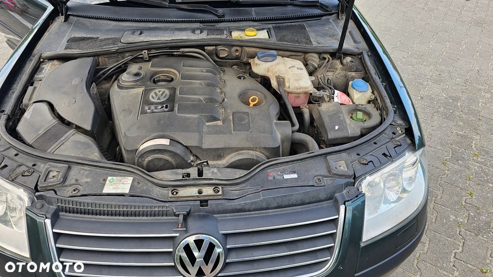 Volkswagen Passat 1.9 TDI Basis - 12