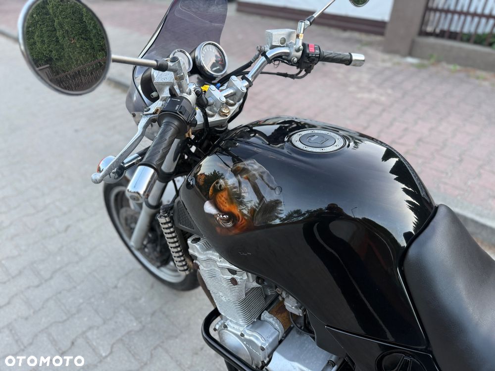 Suzuki GSX - 20