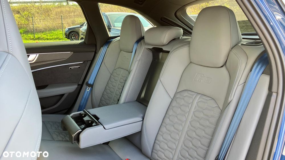 Audi RS6 Avant TFSI mHEV Quattro Performance Tiptronic - 24