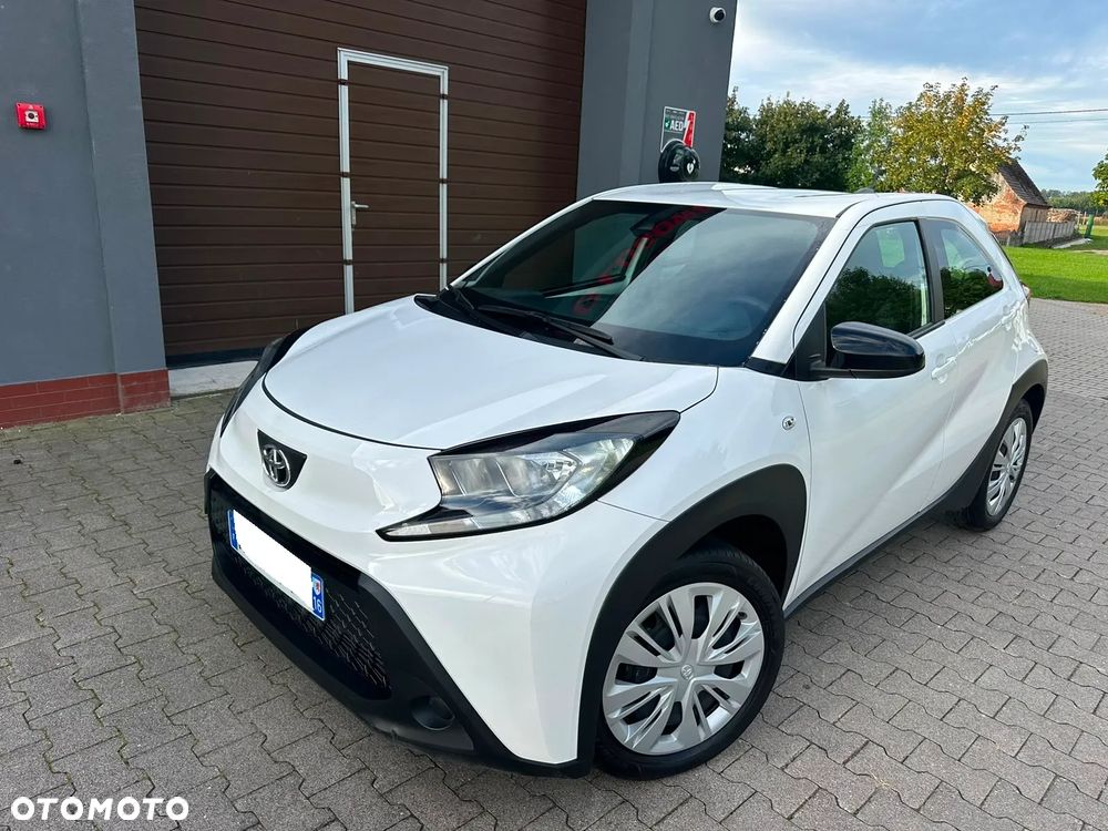 Toyota Aygo X S-CVT Play - 21