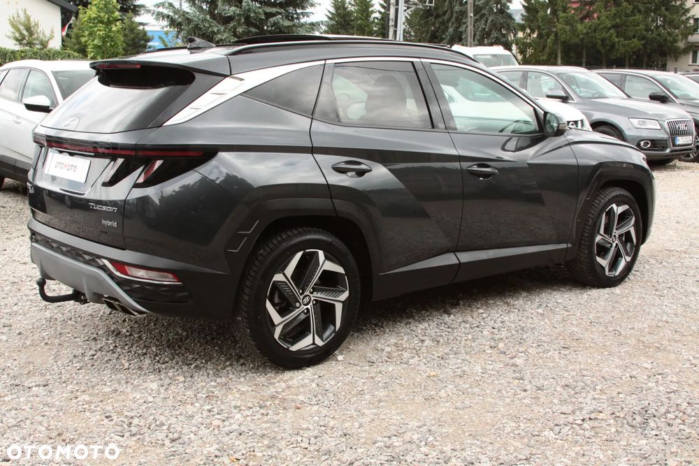 Hyundai Tucson 1.6 T-GDi HEV Executive 2WD - 16