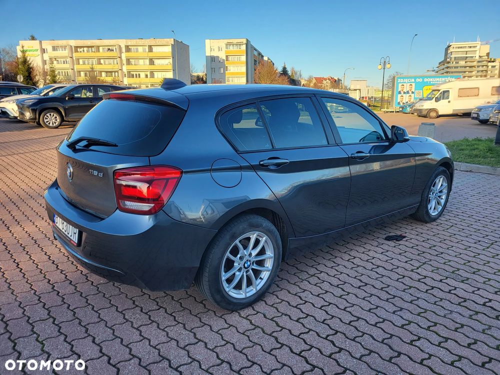 BMW Seria 1 - 13