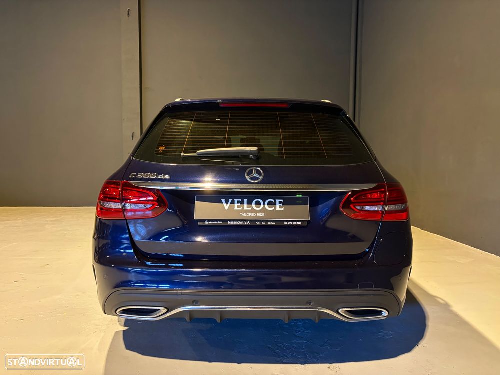 Mercedes-Benz C 300 de AMG Line - 6