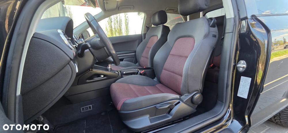 Audi A3 3-drzwiowe 1.6 Limited Edition - 28