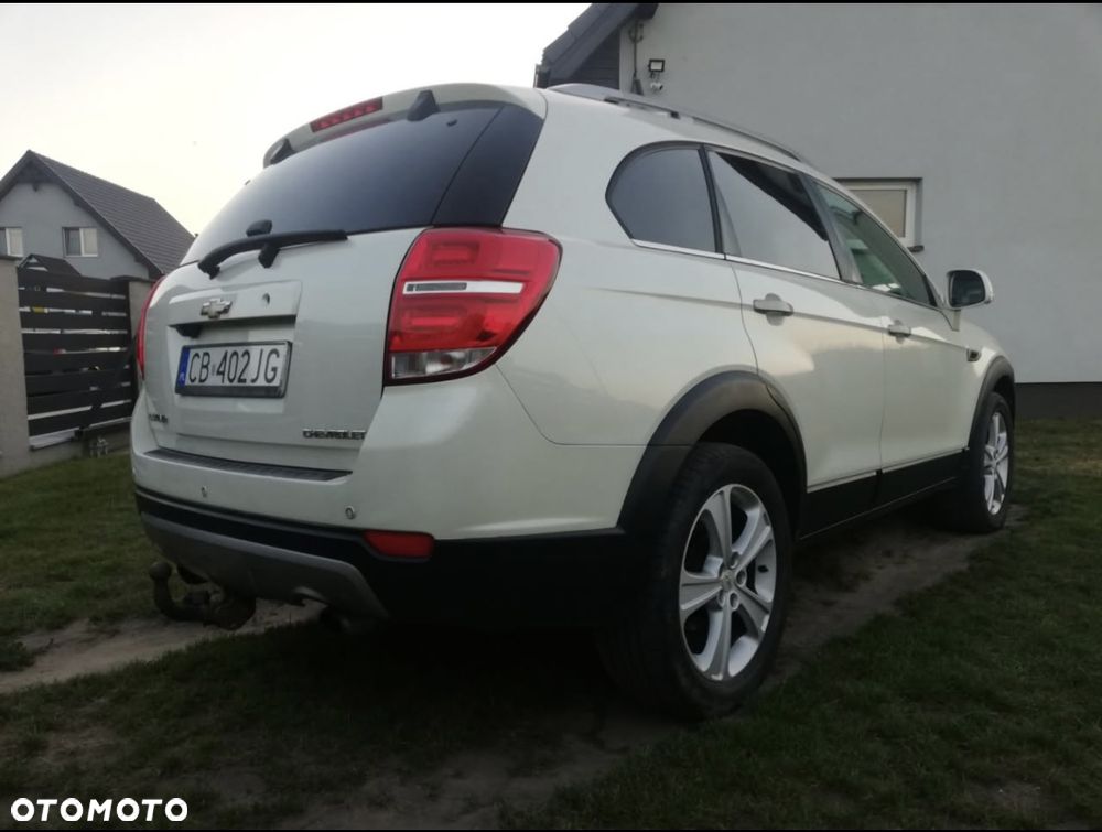 Chevrolet Captiva 2.2 D LTZ - 10