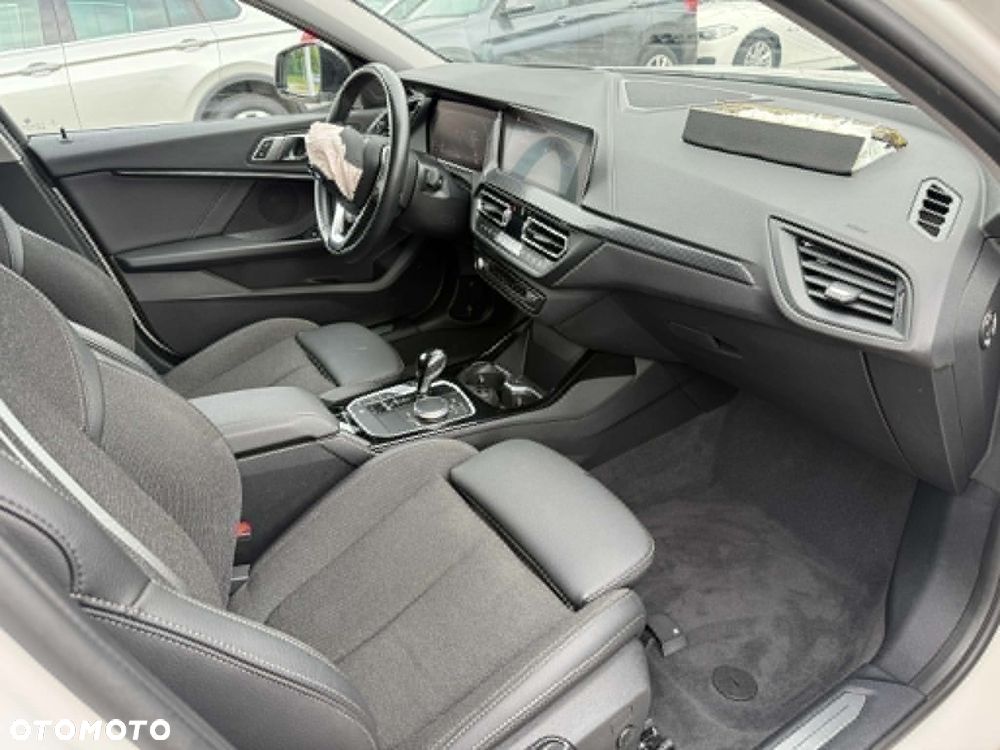 BMW Seria 1 120d - 8