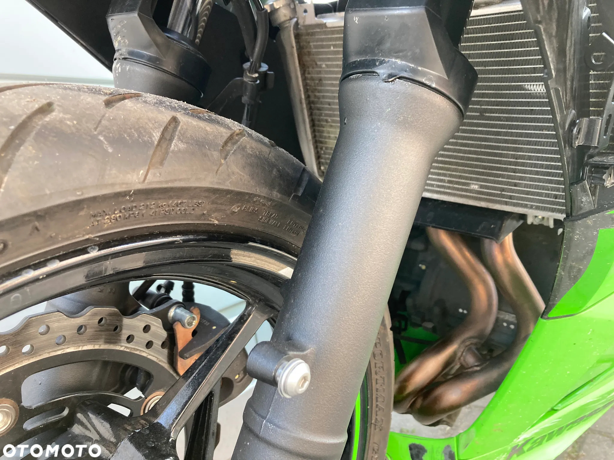 Kawasaki ZX - 3
