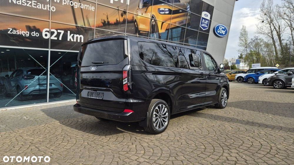 Ford Tourneo Custom - 6