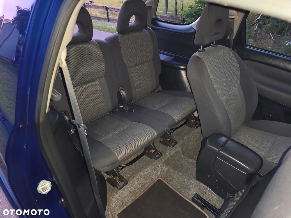 Toyota RAV4 2.0 D-4D Sol - 17