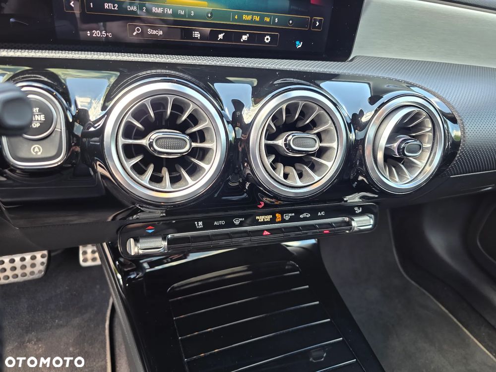 Mercedes-Benz Klasa A 200 d AMG Line 8G-DCT - 20